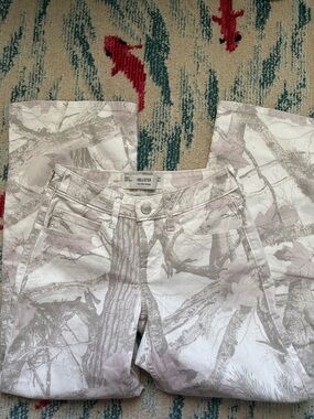 Hollister Low Rise Baggy Camo Pants